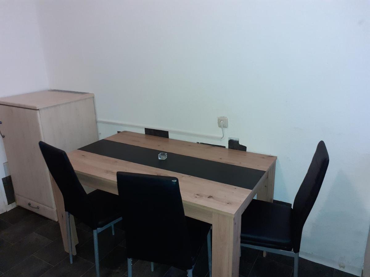 Jp Zimmervermietung Olsztyn Bagian luar foto